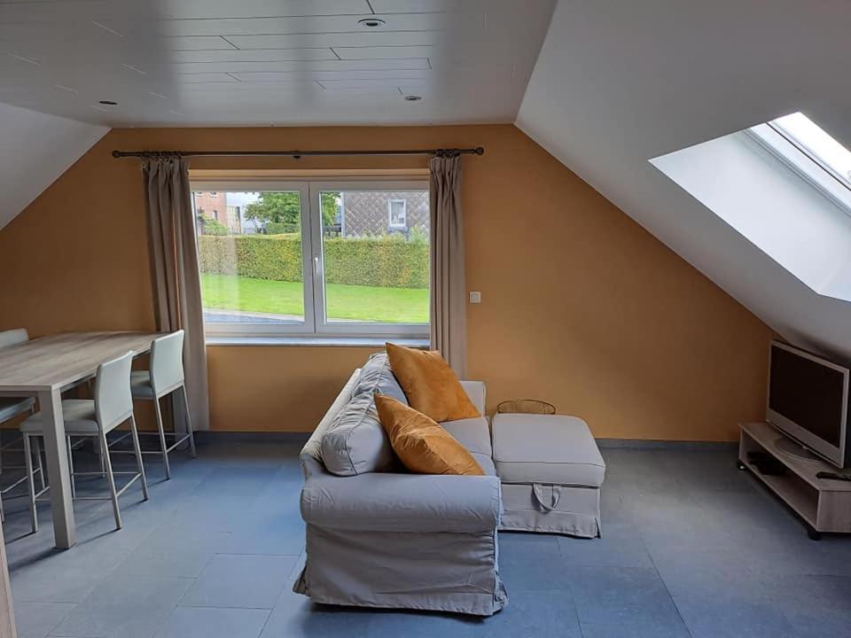L'Etable D'Evelyne Hotel Bastogne Exterior foto